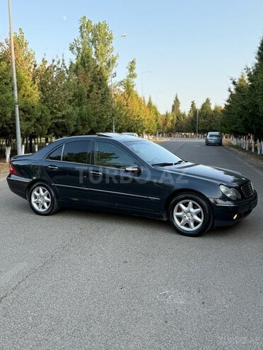Mercedes C 240 2001, 235,400 km - 2.6 l - Lənkəran