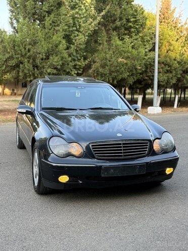 Mercedes C 240 2001, 235,400 km - 2.6 l - Lənkəran