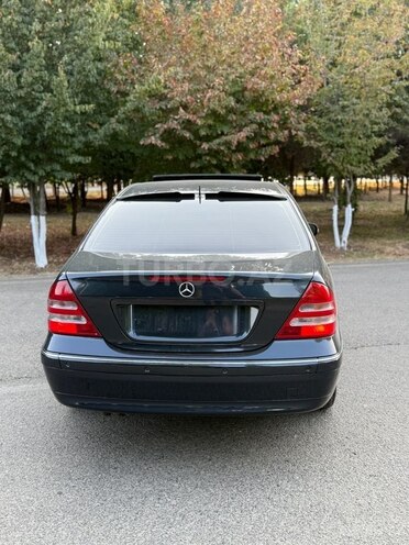 Mercedes C 240 2001, 235,400 km - 2.6 l - Lənkəran