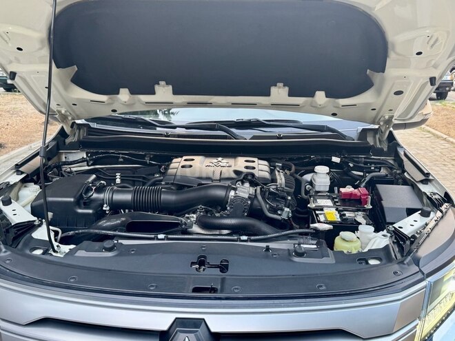 Mitsubishi Pajero Sport 2020, 91,821 km - 3.0 l - Bakı