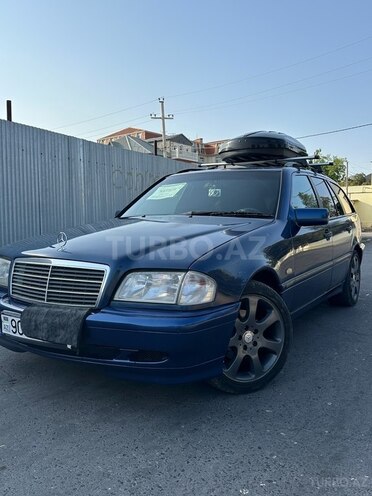 Mercedes C 200 2000, 235,000 km - 2.0 l - Bakı