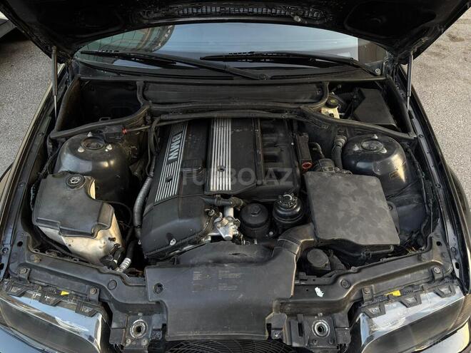 BMW 320 2001, 220,000 km - 2.2 l - Bakı