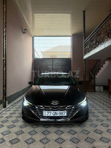 Hyundai Elantra 2022, 91,800 km - 2.0 л - Qazax
