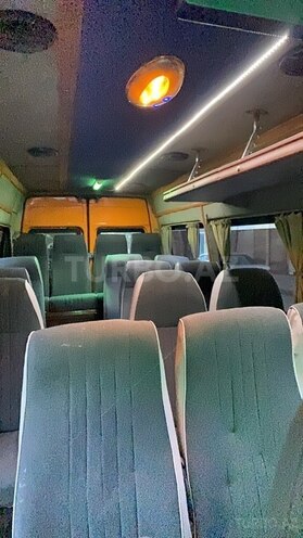 Mercedes Sprinter 412 1998, 134,668 km - 2.9 l - Gəncə