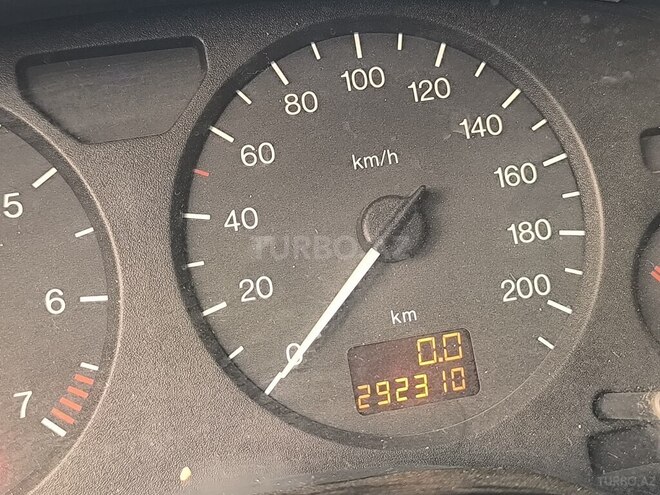 Opel Astra 1998, 292,310 km - 1.6 l - Qusar