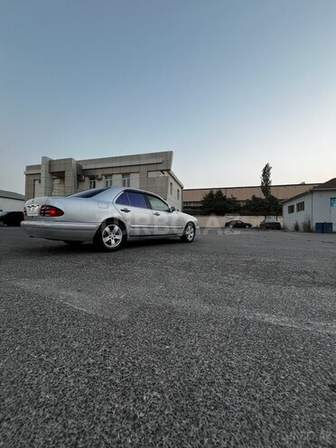 Mercedes E 230 1996, 368,000 km - 2.3 l - Bakı