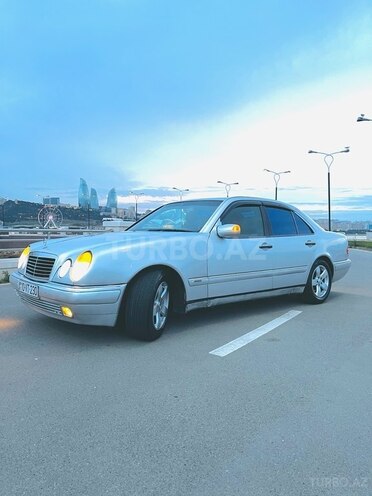 Mercedes E 230 1996, 368,000 km - 2.3 l - Bakı