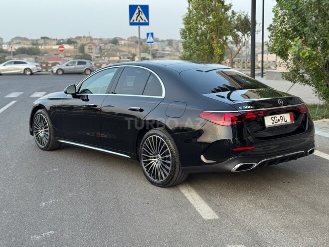 Mercedes E 300 e 2024, 18,000 km - 2.0 l - Bakı