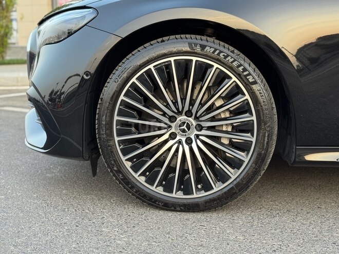 Mercedes E 300 e 2024, 18,000 km - 2.0 l - Bakı