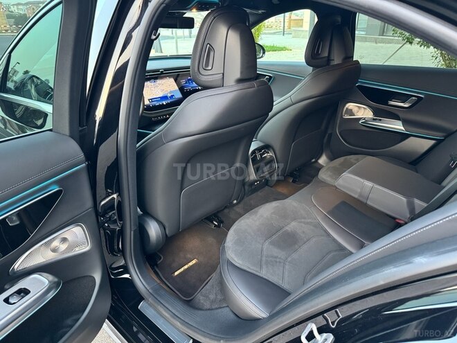 Mercedes E 300 e 2024, 18,000 km - 2.0 l - Bakı
