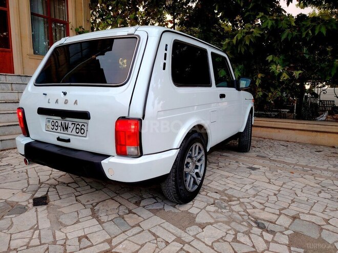 LADA (VAZ) 2121 Niva (4x4) 2013, 211,000 km - 1.7 l - Tovuz