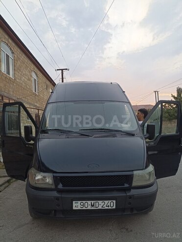 Ford Transit 2003, 374,000 km - 2.4 л - Quba