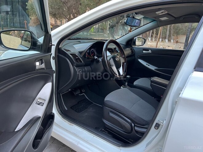 Hyundai Accent 2013, 252,678 km - 1.4 l - Bakı