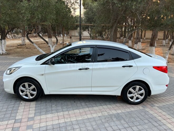 Hyundai Accent 2013, 252,678 km - 1.4 l - Bakı