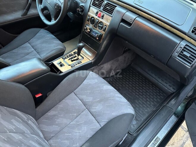 Mercedes E 200 2000, 213,436 km - 2.0 l - Bakı