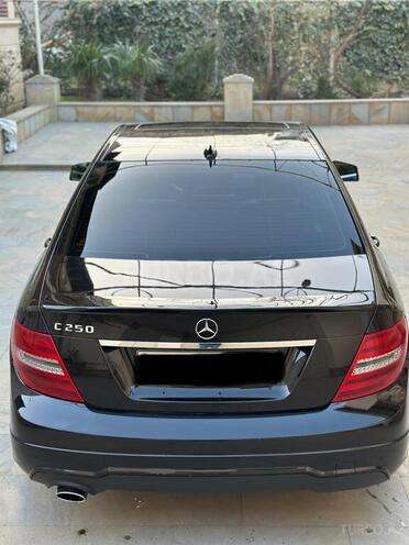 Mercedes C 250 2013, 296,000 km - 1.8 л - Bakı