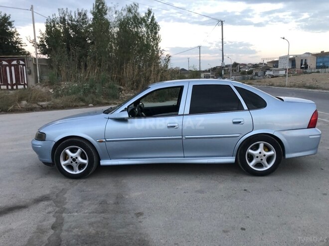 Opel Vectra 1996, 345,000 km - 2.0 l - Bakı
