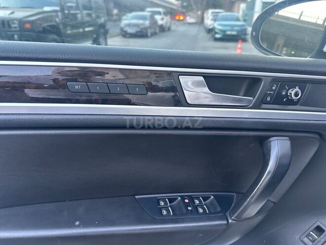 Volkswagen Touareg 2010, 265,000 km - 3.6 l - Bakı