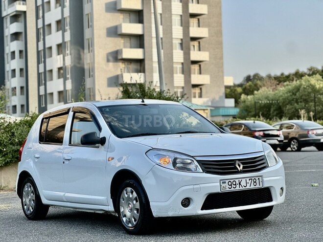 Renault Sandero 2013, 213,580 km - 1.6 l - Bakı