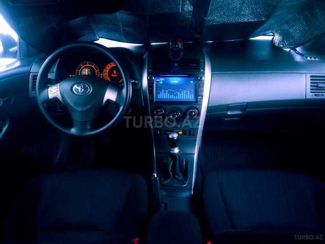 Toyota Corolla 2009, 255,000 km - 1.4 l - Göygöl