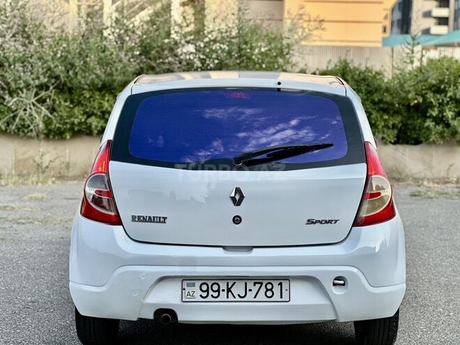 Renault Sandero 2013, 213,580 km - 1.6 l - Bakı
