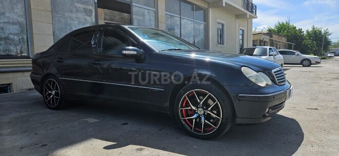 Mercedes C 240 2001, 427 km - 2.6 l - Quba