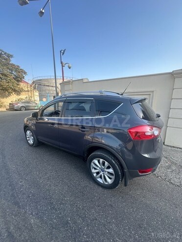 Ford Kuga 2012, 145,000 km - 2.5 l - Bakı