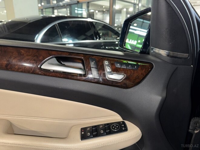 Mercedes GLS 450 4MATIC 2018, 60,000 km - 3.0 l - Bakı