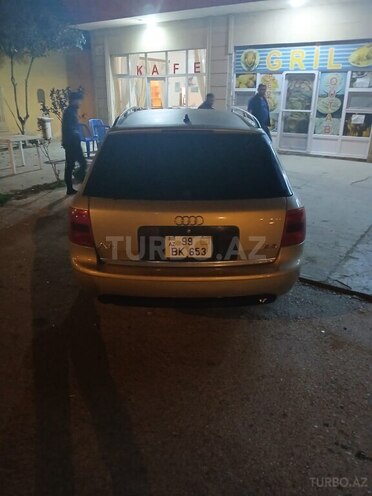 Audi A6 2000, 340,000 km - 2.8 l - Salyan