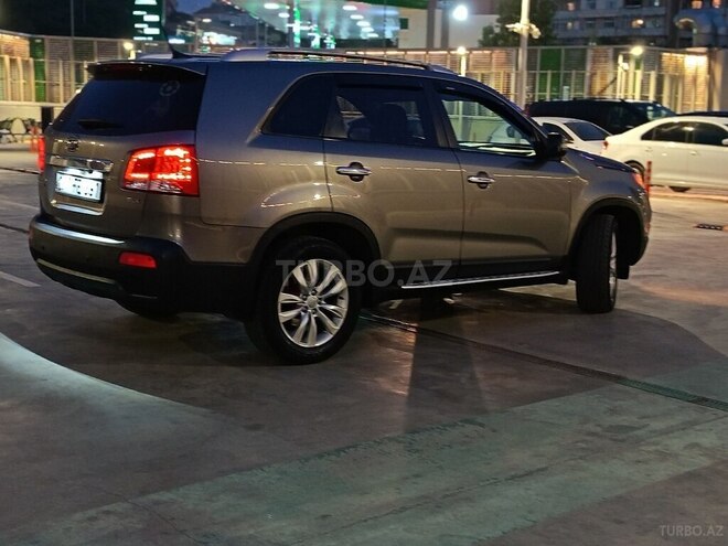 Kia Sorento 2011, 290,370 km - 2.0 l - Bakı