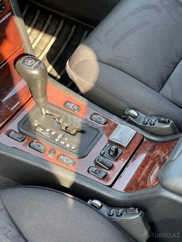 Mercedes E 240 1998, 202,000 km - 2.4 l - Bakı