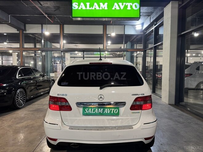 Mercedes B 180 2010, 107,000 km - 1.7 л - Bakı