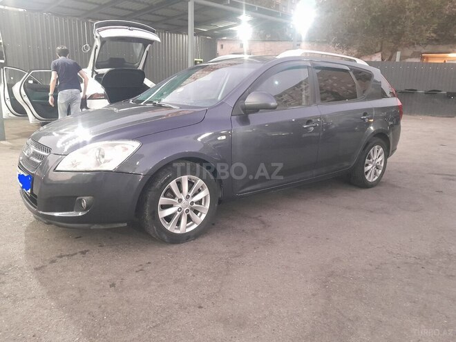 Kia  2009, 700,000 km - 1.6 l - Bakı