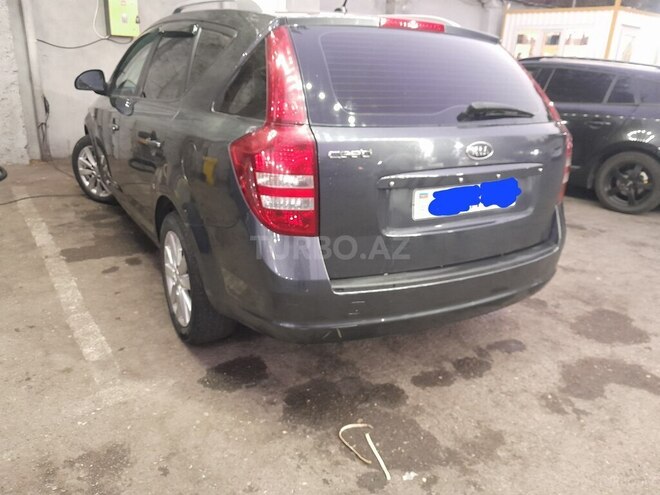 Kia  2009, 700,000 km - 1.6 l - Bakı