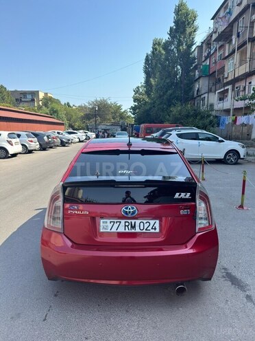 Toyota Prius 2015, 228,000 km - 1.8 л - Bakı