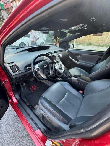 Toyota Prius 2015, 228,000 km - 1.8 л - Bakı