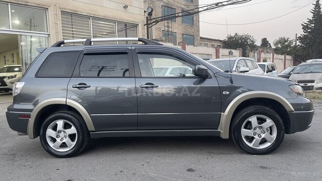 Mitsubishi Outlander 2002, 246,000 km - 2.4 l - Sumqayıt