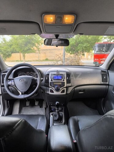Hyundai i30 2008, 391,000 km - 2.0 l - Xaçmaz