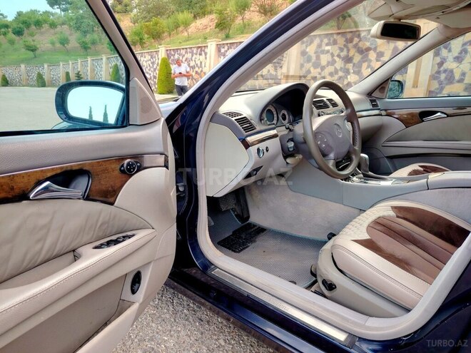 Mercedes E 270 2002, 340,000 km - 2.7 л - Füzuli