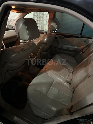 Mercedes E 320 2000, 422,321 km - 3.2 l - Bakı