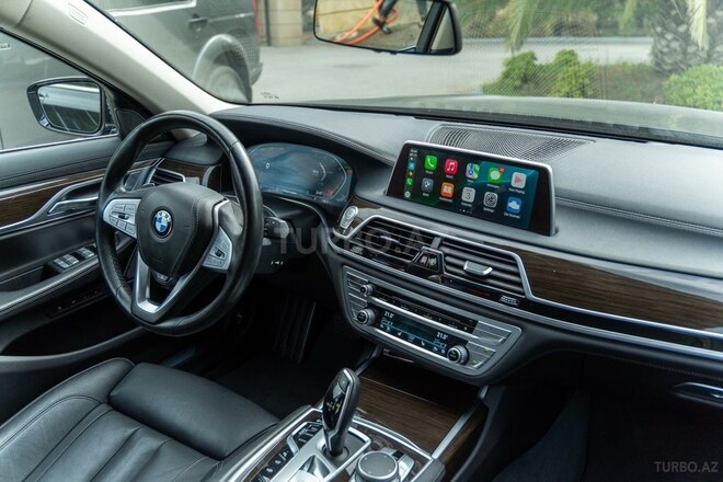 BMW 740 2020, 68,000 km - 3.0 l - Bakı