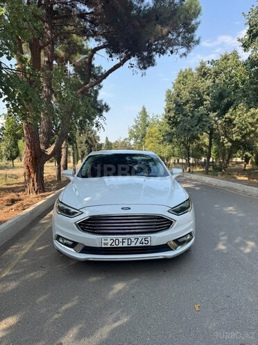 Ford Fusion (North America) 2017, 111,000 km - 2.0 l - Gəncə