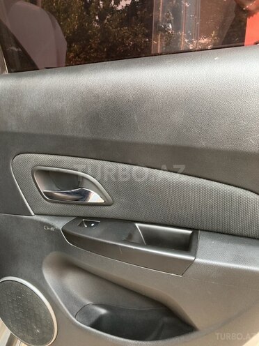 Chevrolet Cruze 2011, 226,000 km - 1.4 l - Bərdə
