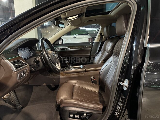 BMW 730 2017, 177,000 km - 3.0 л - Bakı