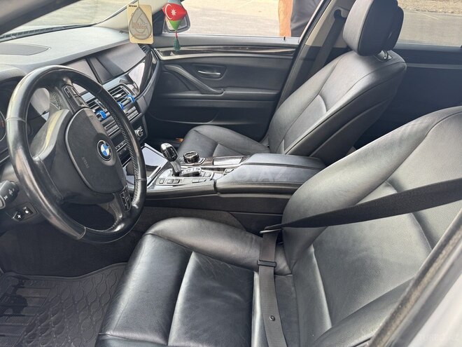 BMW 528 2011, 220,000 km - 2.0 л - Göyçay