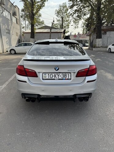 BMW 528 2011, 220,000 km - 2.0 л - Göyçay