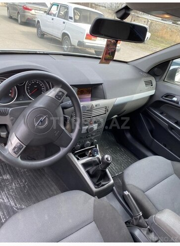 Opel Astra 2005, 216,000 km - 1.4 l - Beyləqan