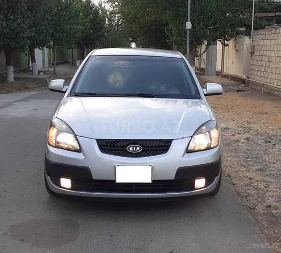Kia Rio 2006, 370,000 km - 1.4 l - Biləsuvar