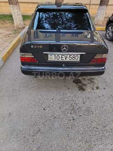 Mercedes E 230 1995, 20,000 km - 2.3 l - İmişli