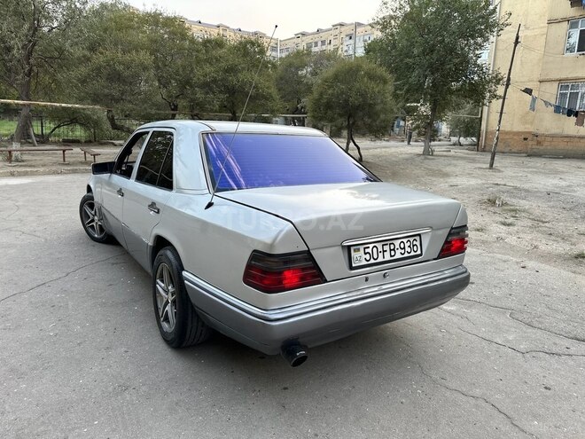 Mercedes E 200 d 1994, 269,450 km - 2.0 l - Bakı